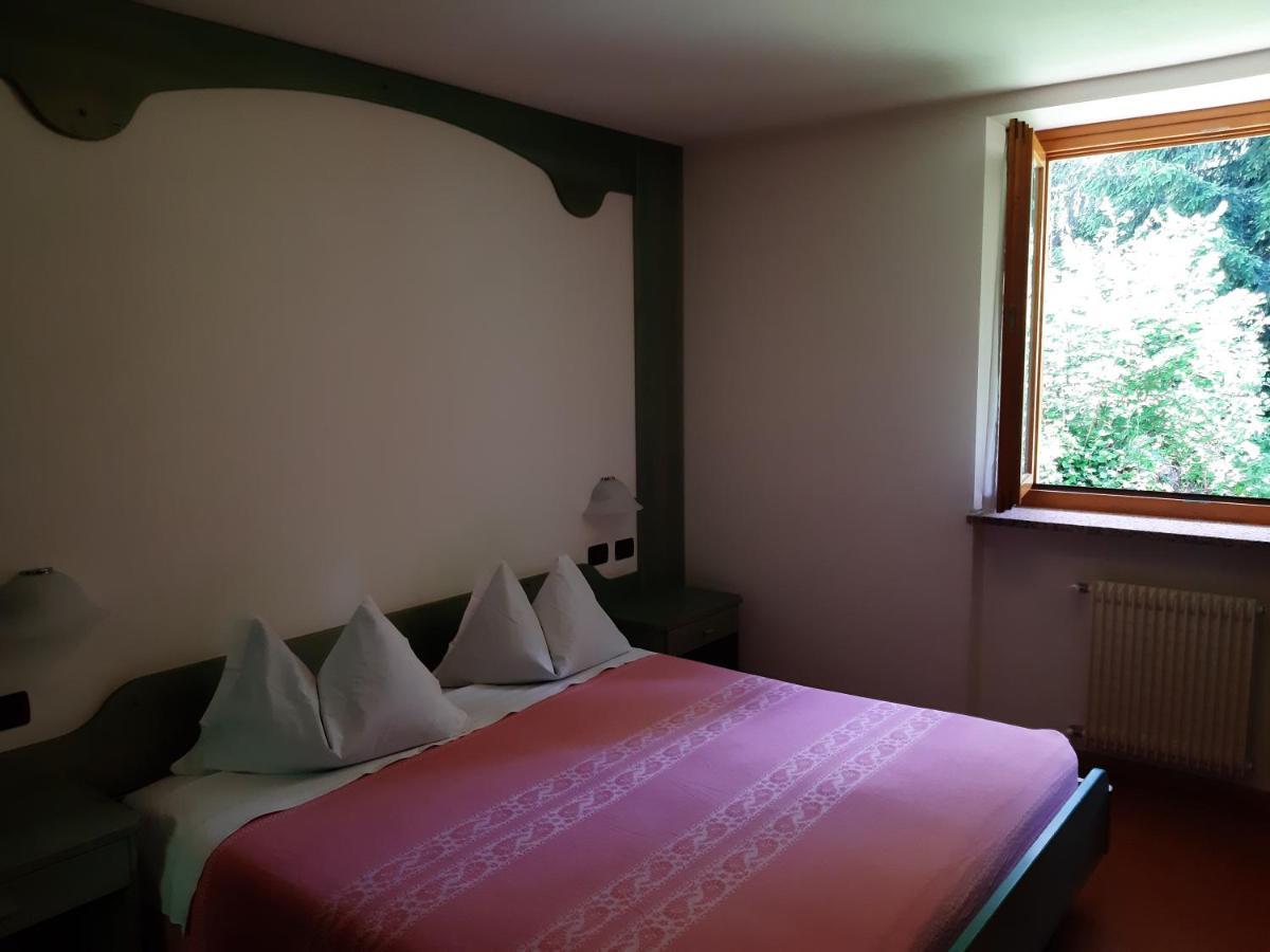 Albergo Scoiattolo Tret Kültér fotó